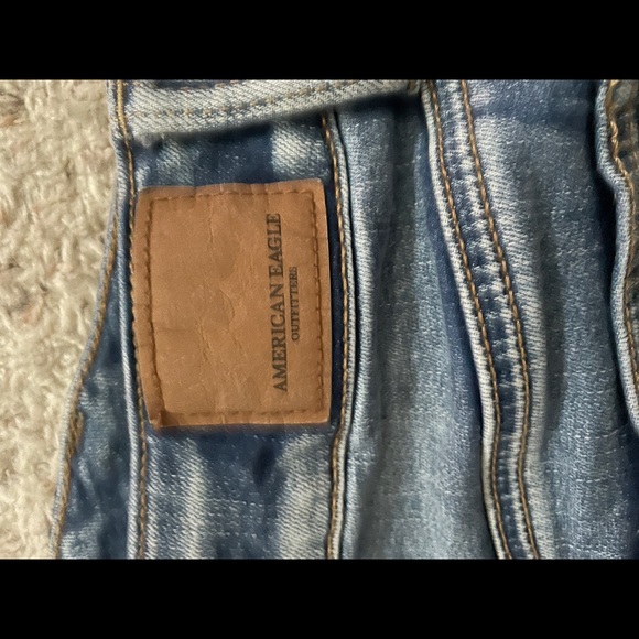 American Eagle ripped jean skirt - Picture 2 of 5